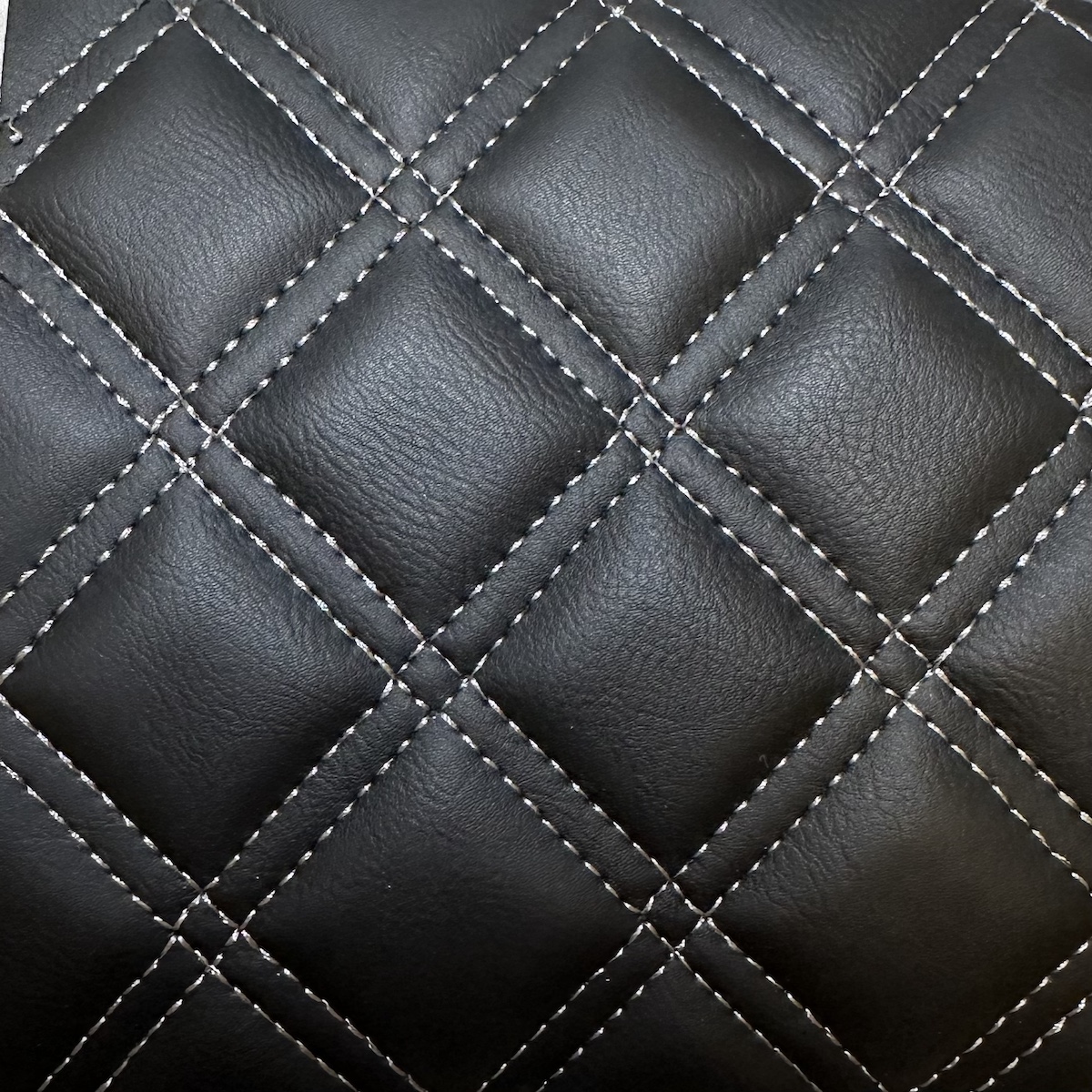 Double Diamond Style Quilted Vinyl Silver & Black - Foam Superstore